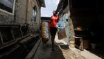 Sekolah di Nigeria Ini Bayarnya Pakai Sampah Daur Ulang