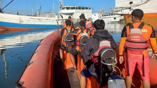 Tim Gabungan melakukan pencarian terhadap dua orang nelayan yang dilaporkan hilang di Laut Sampungu. (IST)