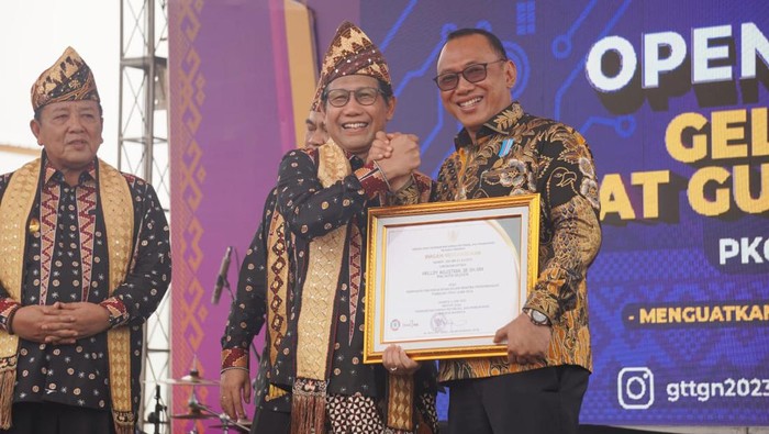 Wali Kota Cilegon Helldy Agustian