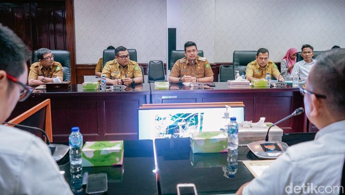 Wali Kota Medan Bobby Nasution saat menerima audiensi Badan Pertanahan Nasional (BPN) Kota Medan.