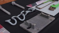 Kabel yang menjadi jalur listrik tersebut merupakan komponen vital dan berpotensi menimbulkan kecelakaan jika dilintasi kereta.  