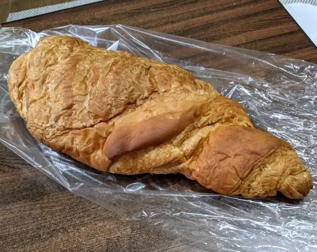 croissant jumbo seukuran bantal