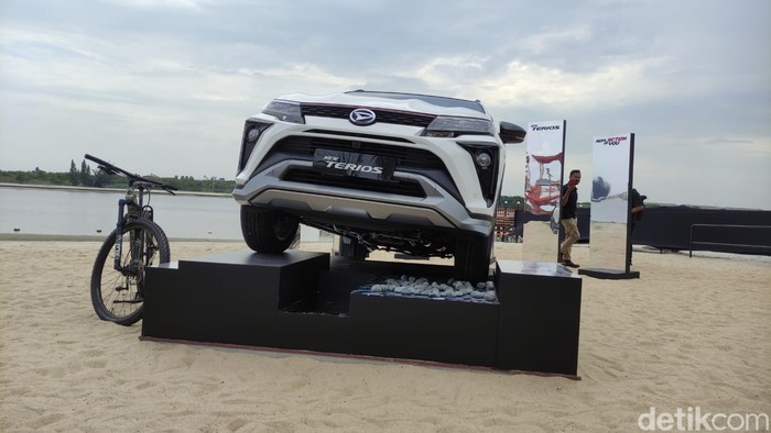 Daihatsu Terios baru resmi meluncur di Indonesia. Daihatsu Terios baru resmi meluncur di Indonesia.