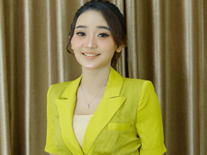 difarina indra dalam media instagram miliknya.