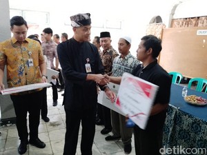 Ganjar saat Ditanya soal Cawapres: Nanti Saja, Ngurusi Rakyat Dulu