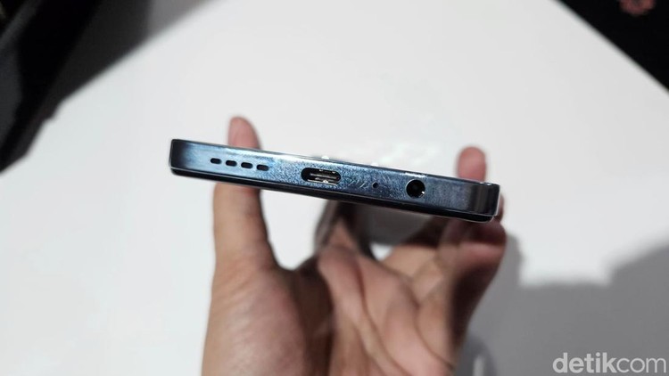 Infinix note 30 или poco x5 Infinix note 30 или poco x5