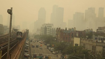 Jika warga ada yang merasa mengalami masalah ksehatan terkait polusi di New York ini, mereka diminta segera ke rumah sakit. Foto: Getty Images