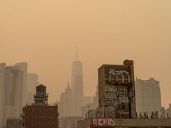 Pemandangan New York Bak Kiamat Gegara Kabut Asap Langka