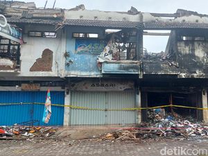 Misteri Asal-usul Api di Balik Kebakaran Pasar Caringin Bandung