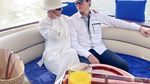 Liburan ke Dubai, Syahrini Kulineran Mewah Bareng Reino Barack