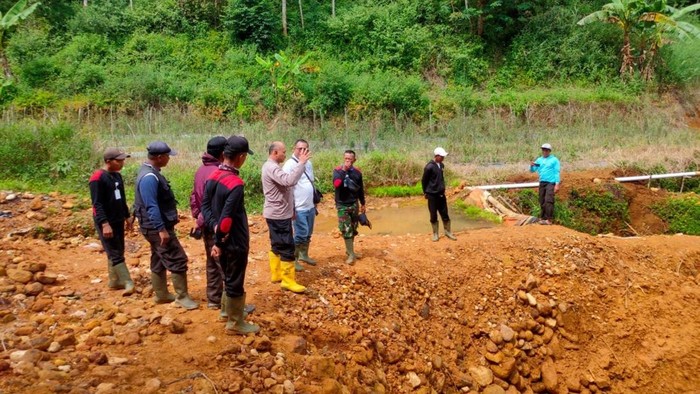 Lokasi longsor yang timbun dua pendulang emas di Sukabumi