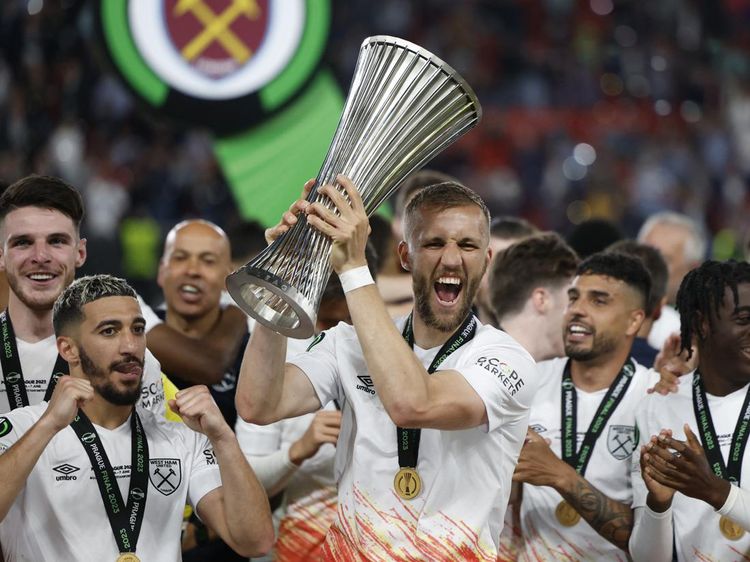 Menang Dramatis, West Ham Juara UEFA Conference League