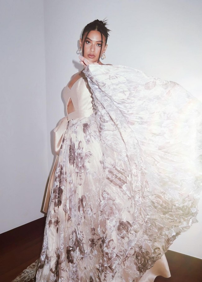 Michelle Dee menjadi model internasional dan tergabung dalam agensi Click Model Management. Dia juga pernah menjajal dunia hiburan dengan menjadi presenter dan aktris di beberapa serial TV. Foto: Instagram/@michelledee