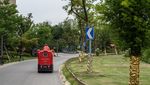 Mobil Tanpa Sopir Mondar-mandir Antar Barang di China