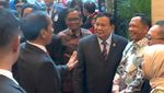 Potret Tawa Lepas Jokowi dan Prabowo di Malaysia