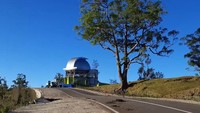 NTT memiliki kondisi langit yang lebih jarang mendung dibanding daerah lain di Indonesia. Membuat jumlah hari dengan langit cerahnya relatif banyak di atas 65% per tahun. Foto: Thomas Djamaluddin/ORPA-BRIN