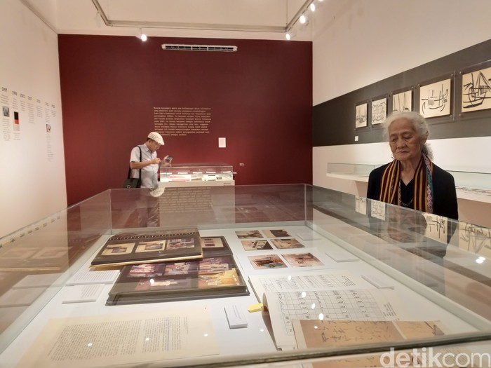 Pameran Retrospektif Nunung WS di Galeri Nasional Indonesia Pameran Retrospektif Nunung WS di Galeri Nasional Indonesia
