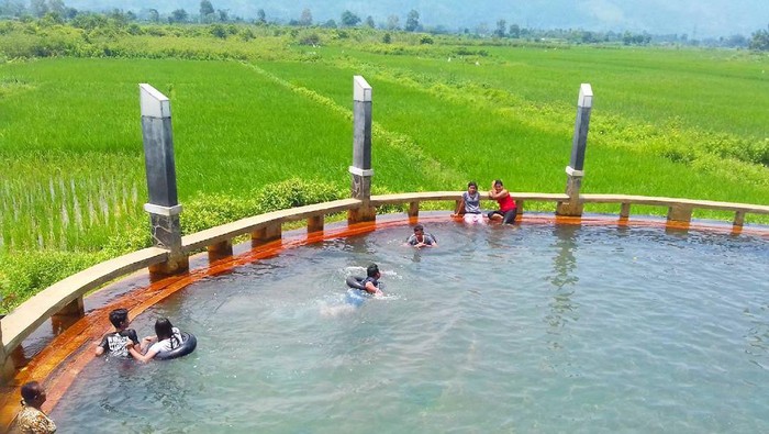 Pemandian Air Panas Tarutung (Foto: Instagram.com/msipahutar12)