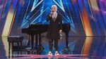 Potret Penampilan Memukau Putri Ariani yang Raih Golden Buzzer di AGT