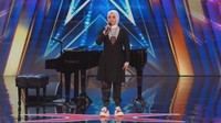 Masyarakat Indonesia dibuat bangga oleh sosok Putri Ariani. Pasalnya, ia berhasil meraih golden buzzer di ajang pencarian bakat bergengsi America’s Got Talent (AGT) musim 18. (Foto: Twitter @AGT)