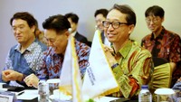 Pembukaan perusahaan dan pusat pengadaan suku cadang itu juga melakukan perjanjian kerjasama bisnis antara HD Hyundai Infracore dengan KB Capital dan KB Bukopin. Hal ini guna memutuskan dan memperkuat dukungan finansialnya untuk meningkatkan penjualan lokal melalui produk pembiayaan cicilan berbunga rendah kepada para pembeli.