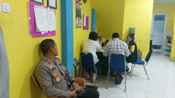 Polisi melakukan sidak dan memintai keterangan pihak kantor perusahaan yang mengurusi pekerja imigran di Kota Bogor