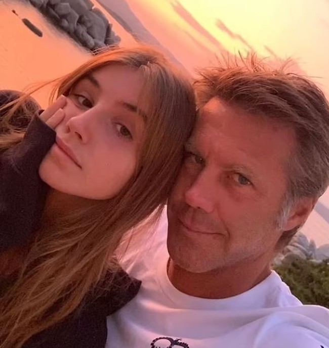 Ayah Vittoria menilai jika putri pertamanya bisa melakukan tugas tersebut dengan lebih baik. Foto: Instagram Putri Vittoria