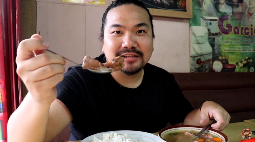 Hangat Gurih! 5 Sop Iga Viral Langganan YouTuber untuk Makan Siang