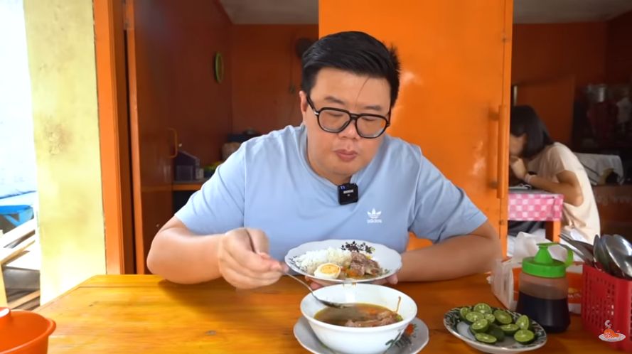 Hangat Gurih! 5 Sop Iga Viral Langganan YouTuber untuk Makan Siang