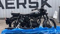 Lelang unit dilakukan apa adanya dengan harga mulai Rp 23 jutaan untuk model Royal Enfield Classic 350. Sementara Royal Enfield Classic 500 dilelang mulai Rp 27 jutaan. Foto: Bea Cukai Tanjung Priok