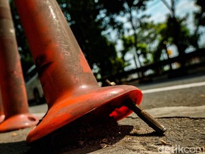 Stick Cone Jalur Sepeda Diganti Mata Kucing, Dishub DKI: Sesuai Evaluasi