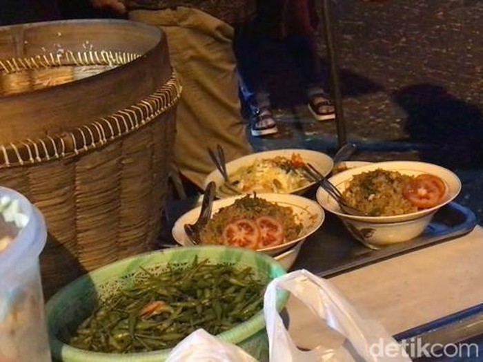 Warung bakmi jawa Pak Pele di Yogyakarta, Rabu (7/6/2023) malam.