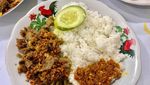 Yummy! Gurihnya Nasi Lidah dan Nasi Campur Madura di Senopati