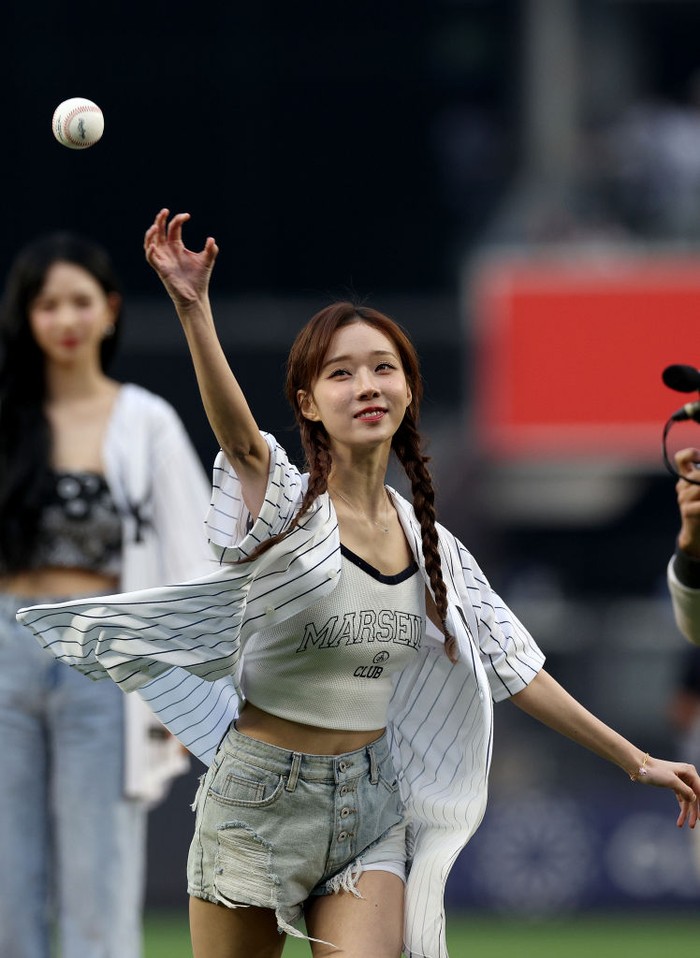 NEW YORK, NEW YORK - JUNE 08:  Winter of the group aespa throws out the ceremonial first pitch before game two of a double header between the New York Yankees and the Chicago White Sox at Yankee Stadium on June 8, 2023 in Bronx borough of New York City. (Photo by Elsa/Getty Images)