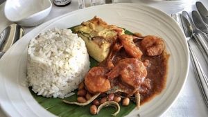 Akun Instagram Ini Khusus Menilai Makanan Pesawat dari Seluruh Dunia