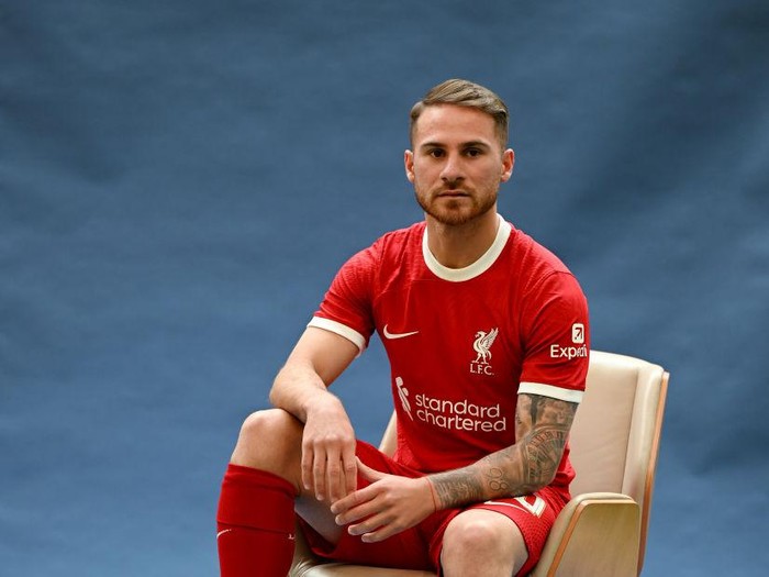 KIRKBY, ENGLAND - JUNE 08: (THE SUN OUT, THE SUN ON SUNDAY OUT) Alexis Mac Allister signing for Liverpool Football Club at AXA Training Centre on June 08, 2023 in Kirkby, England. (Photo by Andrew Powell/Liverpool FC via Getty Images)