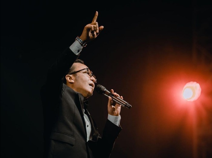 Berikut ini jadwal konser di Surabaya spesial bulan Juni 2023. Salah satunya konser Ari Lasso, Rek!