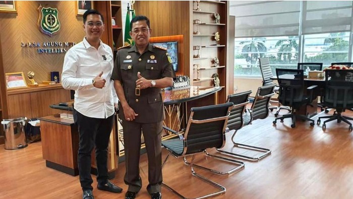 Dadan Tri Yudianto dan Wakil Jaksa Agung Sunarta (FB dadan)