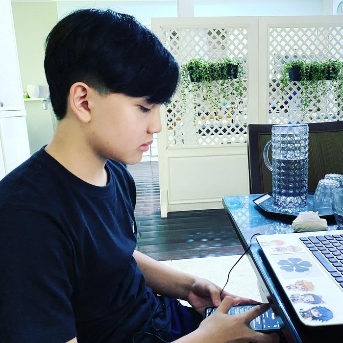 Ezzar Raditya Gunawan Ezzar Raditya Gunawan