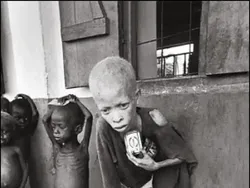 Foto Paling Menggemparkan dan Menyentuh yang Pernah Dibuat