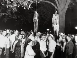 Foto Paling Menggemparkan dan Menyentuh yang Pernah Dibuat