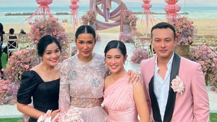 Geng AADC di pernikahan Adinia Wirasti