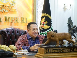 Menjadikan Sistem Ketatanegaraan Adaptif dengan Perubahan Zaman