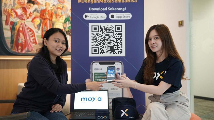 Kolaborasi Asuransi Astra-Moxa Moxa bersinergi dengan Asuransi Astra. Mereka memberikan polis asuransi kecelakaan diri sebagai persiapan untuk menghadapi situasi tidak terduga seperti kecelakaan.