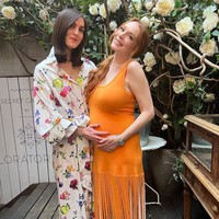 “Air mata bahagia. Seperti itulah saya,” pungkas Lindsay Lohan. Foto: Instagram/@allure @lindsaylohan