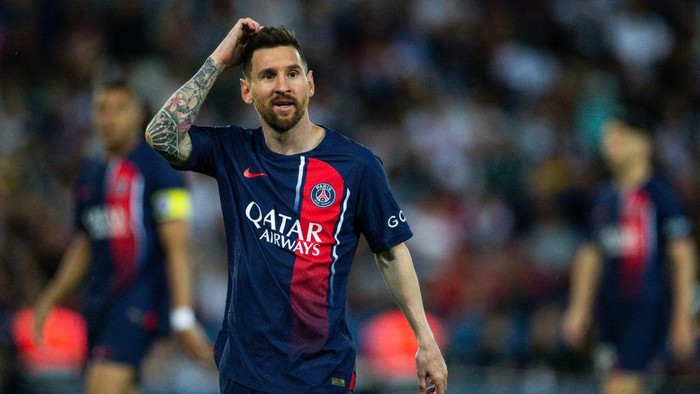 PARIS, FRANCE - JUNE 03: Lionel Messi of Paris Saint Germain (PSG) during the French league football match between Paris Saint Germin (PSG) and Clermont Foot at Parc des Princes stadium, in Paris, on JUNE 03, 2023. (Photo by Ibrahim Ezzat/Anadolu Agency via Getty Images)