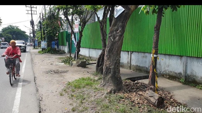 Lokasi penemuan mayat wanita tewas dalam mobil di Medan.