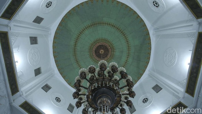 Masjid Raya Baiturrahman merupakan salah satu situs bersejarah yang telah ada sejak era kejayaan Kesultanan Aceh. Masjid ini menyimpan sejarah panjang Islam di Aceh.