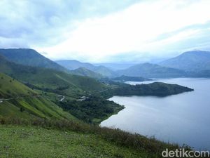 Danau Toba Dapat Kartu Kuning, Status Geopark UNESCO Terancam Dicabut