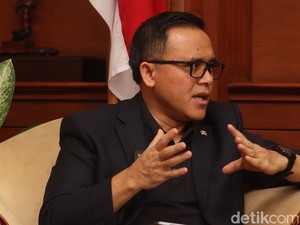 MenPAN RB soal Nasib 2,3 Juta Honorer: Presiden Minta Tak Ada PHK Massal